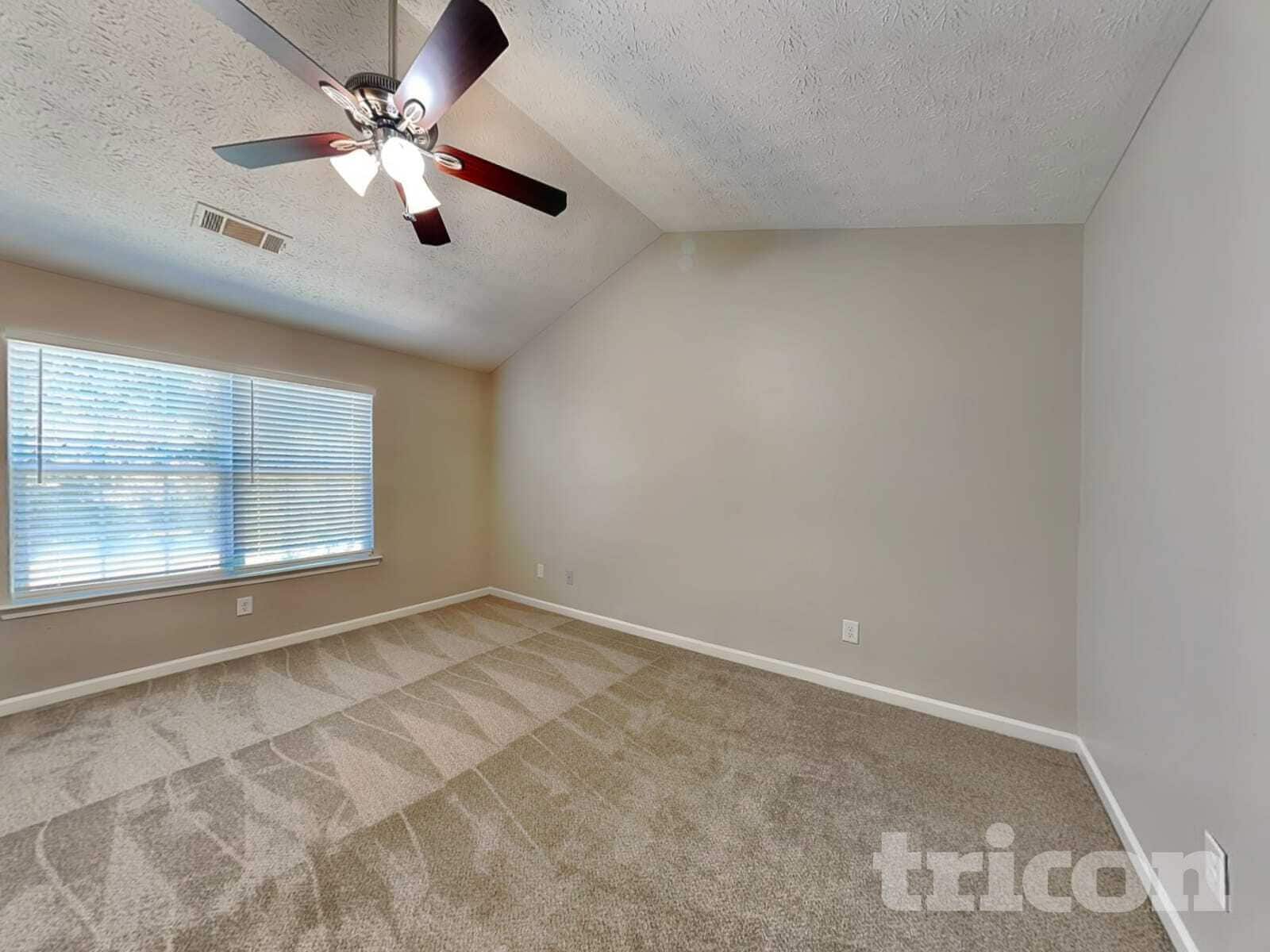 Building Photo - 201 Sandstone Dr