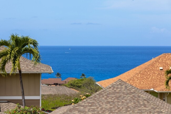 Building Photo - Furnished 2 Bedroom Condo in Town!