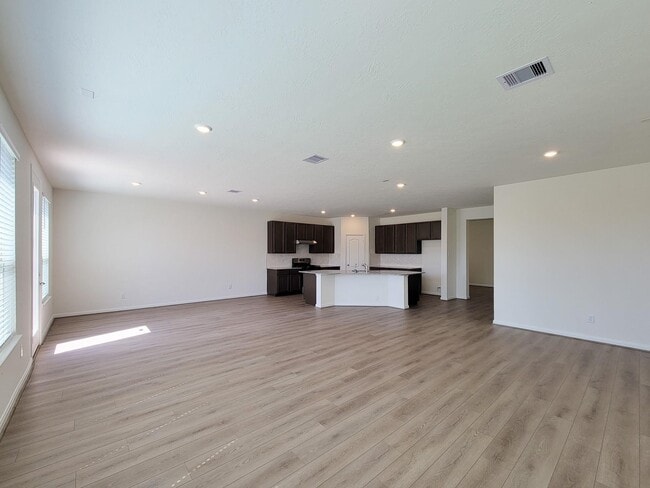 Building Photo - 2815 Lyra Ct