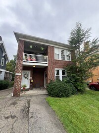 Building Photo - 1547 McFarland Rd