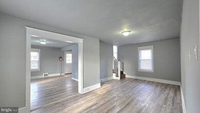 Building Photo - 2105 Hunter St