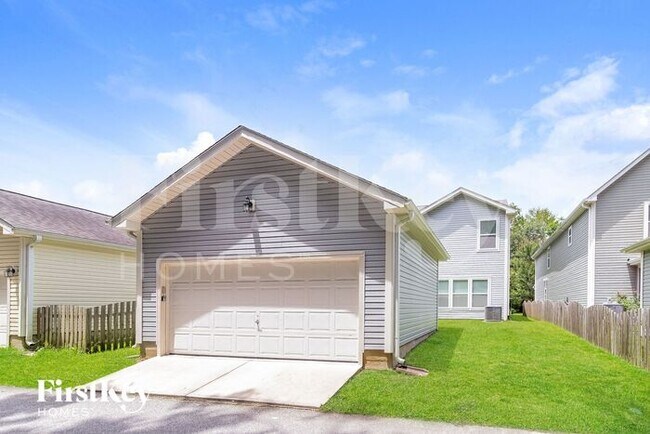 Building Photo - 4952 Ballantine Dr