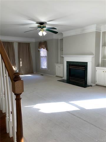 Great room w gas fireplace - 1407 Walton Bluff Terrace