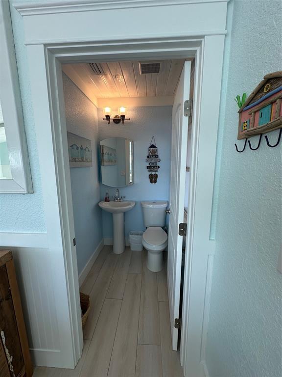 Building Photo - 5 Park Ave