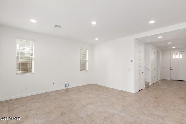 Building Photo - 2473 E Athena Ave