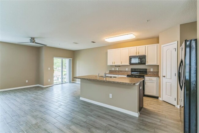 Building Photo - 3778 Seneca Club Loop