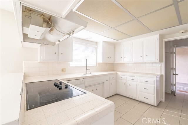 Building Photo - 2221 Palm Cir