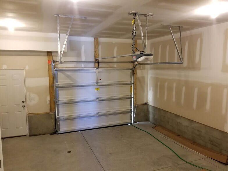 Garage (before it was painted) - 6647 Perry Creek Rd