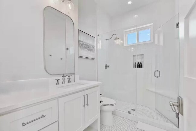 Building Photo - 107 Benicia Pl