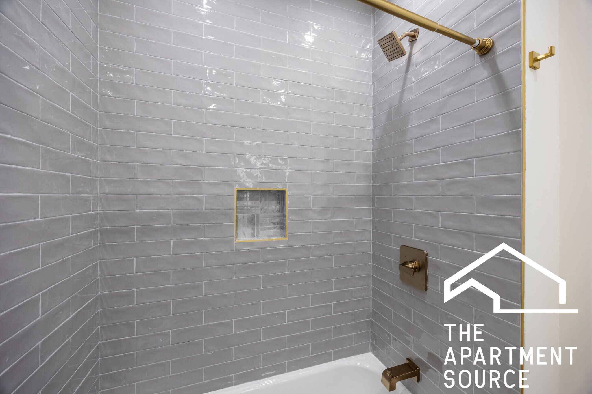 Building Photo - 4636 N Hamilton Ave