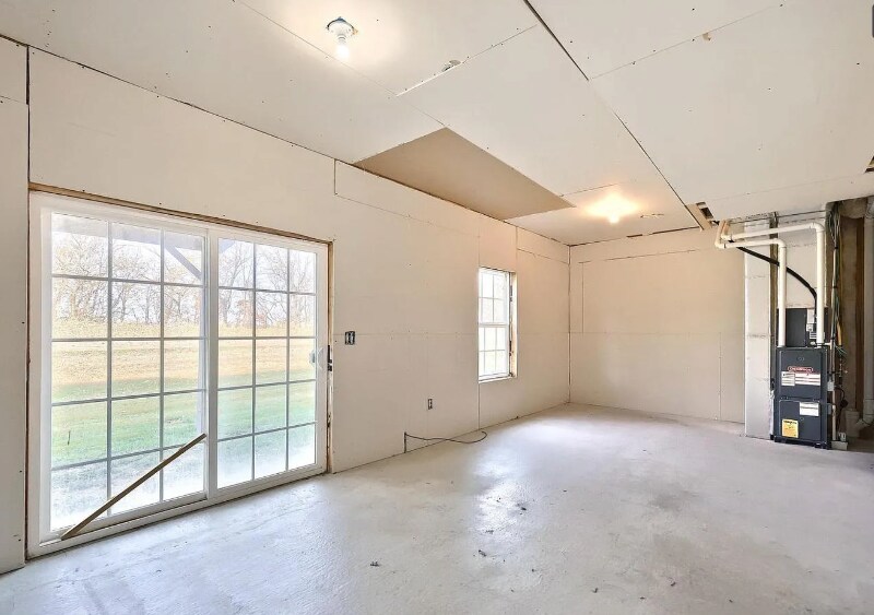 Building Photo - 2304 Sunny Hill Cir