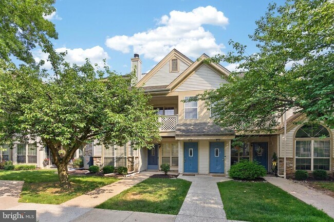 Building Photo - 1014 Foxmeadow Dr