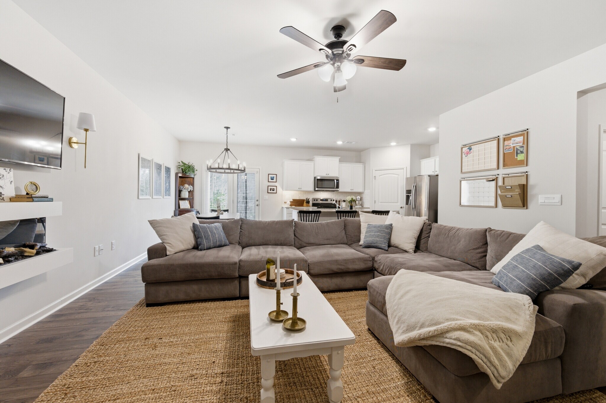 Building Photo - 503 Stoneybrook Dr