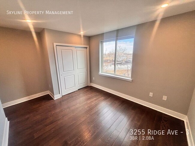 Building Photo - 3255 Ridge Ave