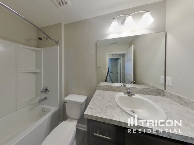 Building Photo - 1312 Sarahs Landing Dr
