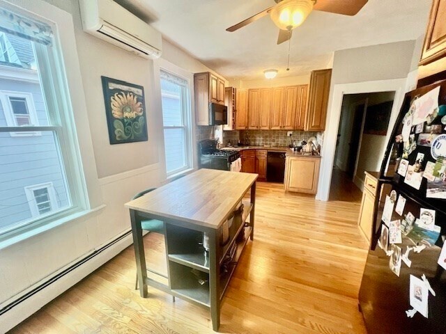 Building Photo - 28 Goldsmith St