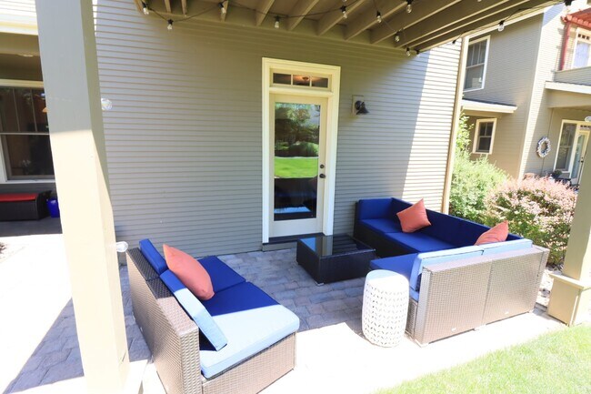 Building Photo - Fully Furnished home in Sisters Oregon