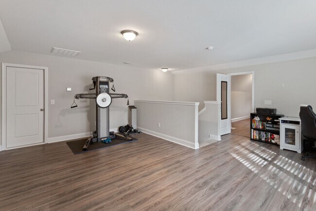Building Photo - Southern Pines Gem! Pool and fenced backyard!