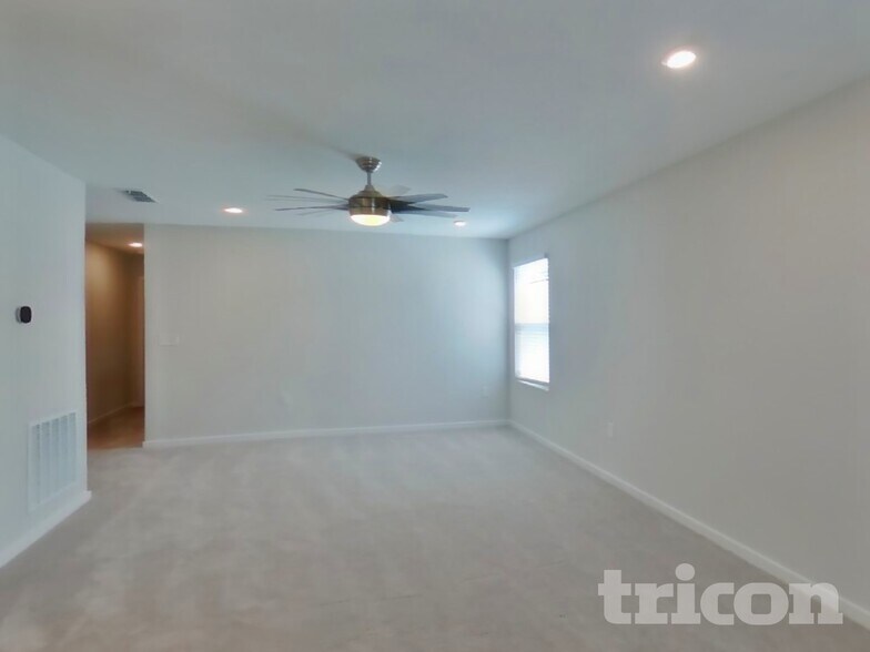 Building Photo - 64 Brazil Nut Cir