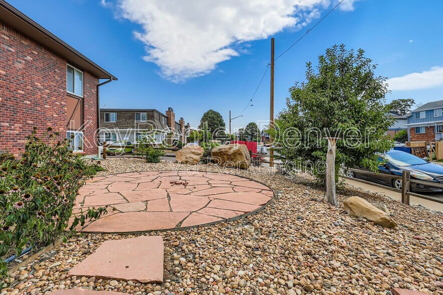 Building Photo - 2880 Eliot Cir