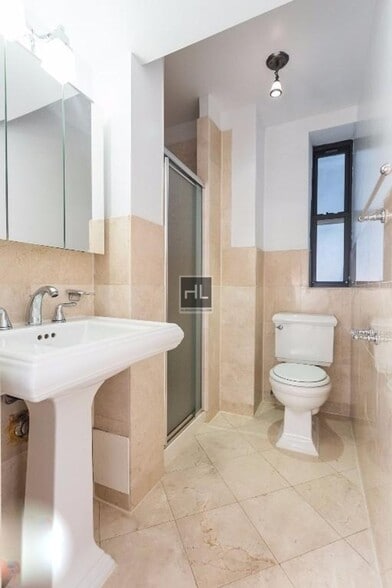 Building Photo - E 18TH ST.