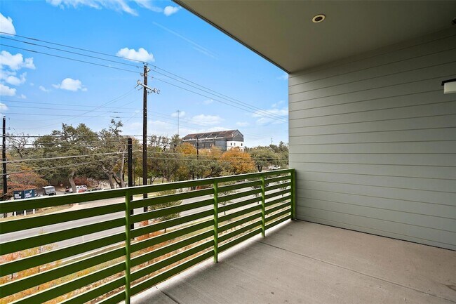 Building Photo - 4004 Banister Ln