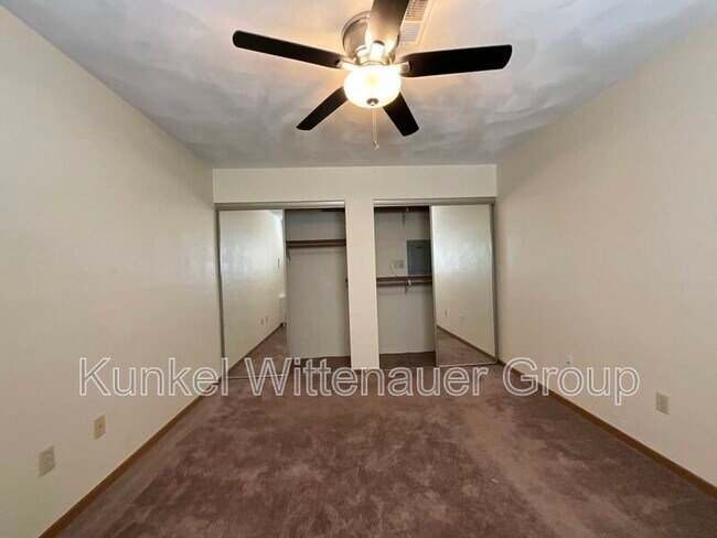 Building Photo - 251 Eagle Ridge