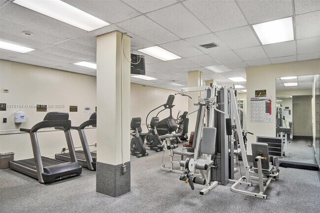 Building Photo - 3800 S Ocean Dr
