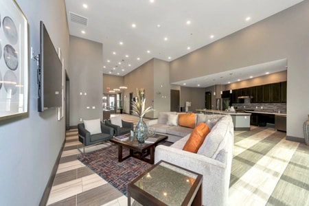 Building Photo - Boston Heights