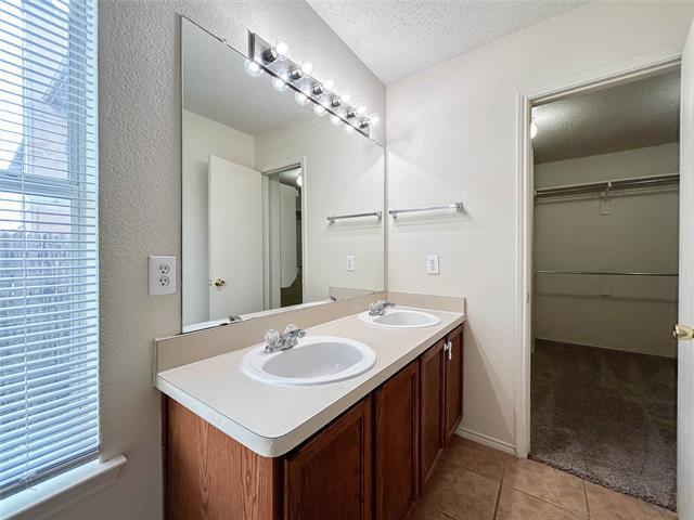 Building Photo - 4709 Napa Valley Dr