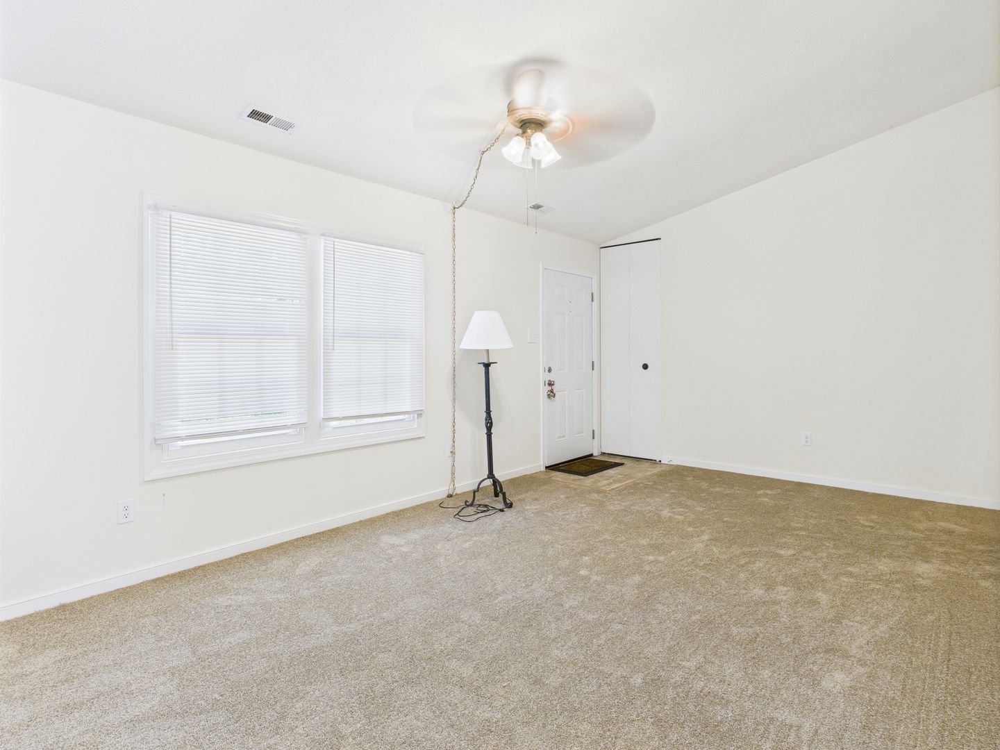 Building Photo - 7115 Senn Way