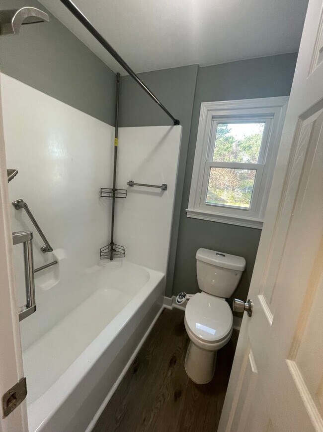 Building Photo - Lovely Single Family Ranch Home in Edgefield