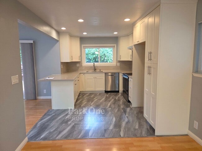 Building Photo - Larkey Park Single Level Home In Walnut Creek
