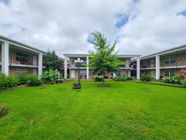 Building Photo - 3535 NASA Road 1