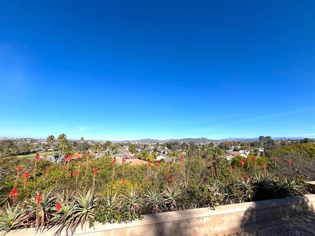 Building Photo - Botanical Garden Paradise in San Marcos