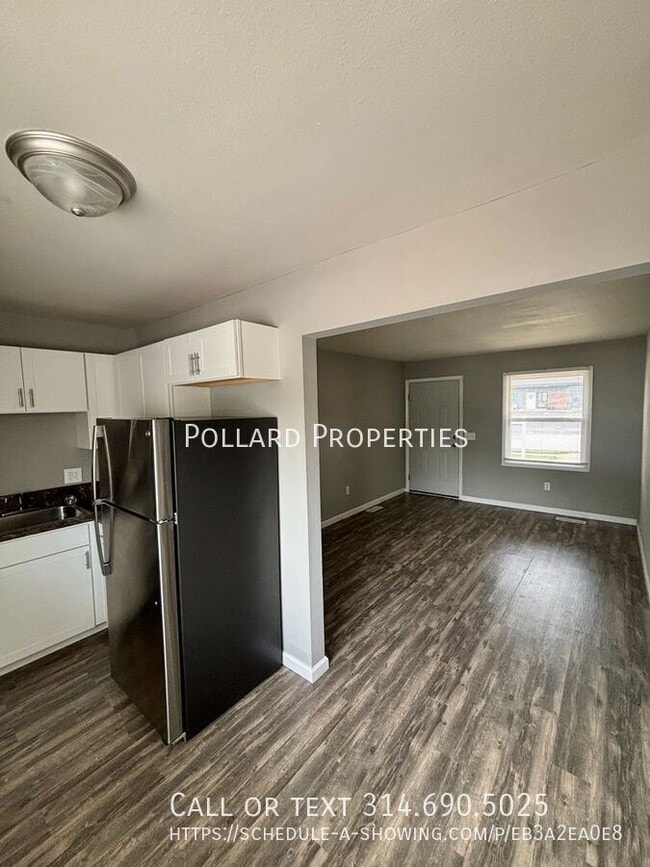 Building Photo - 300 Arlington Way