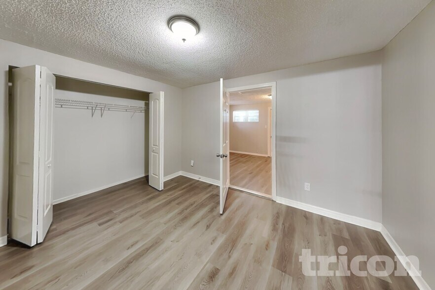 Building Photo - 506 Emberwood Dr