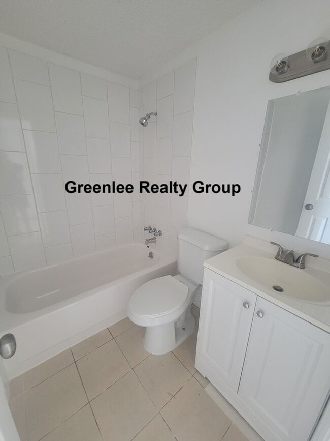 Building Photo - Adorable 1 Bed/1 Bath Villa in the 55+ New...