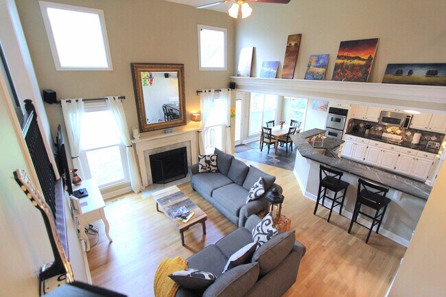 Building Photo - 5711 Chadwick Ln