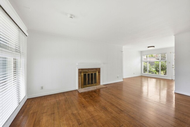 Building Photo - Charming single level family home located in sought after San Lorenzo Village.