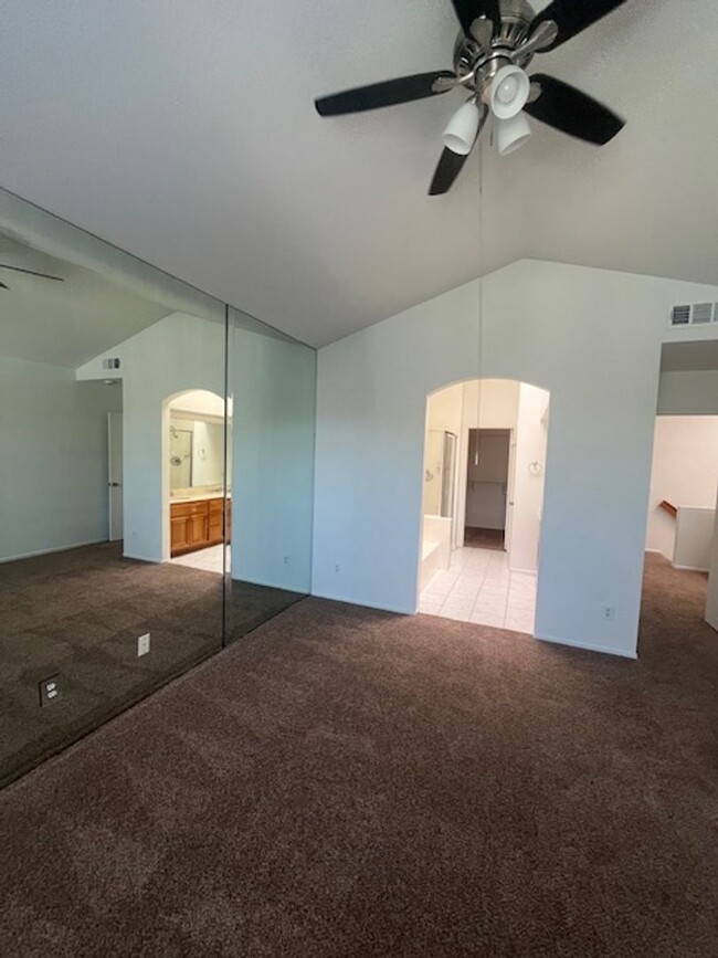 Building Photo - 2235 Indigo Hills Dr