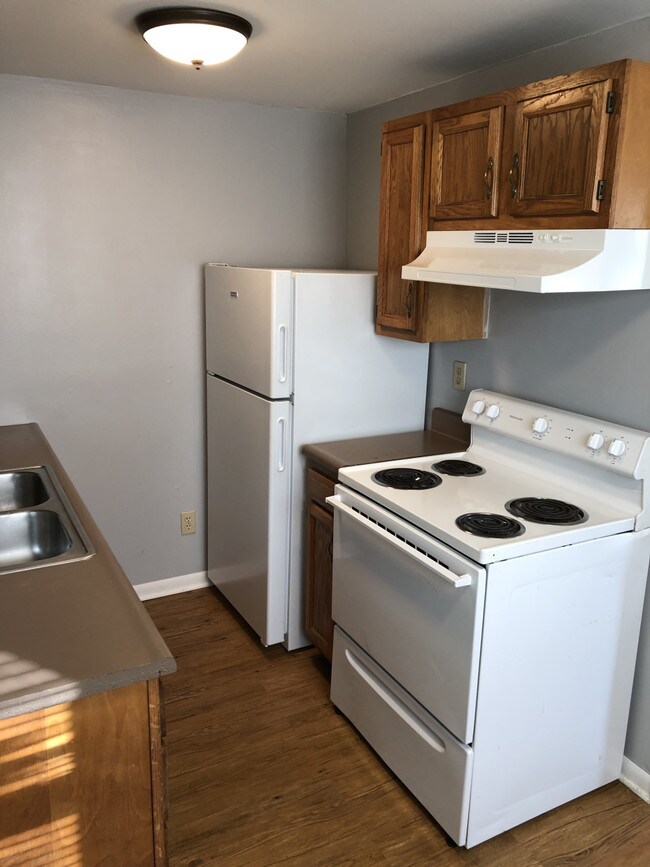 Building Photo - 412 Spann Ave