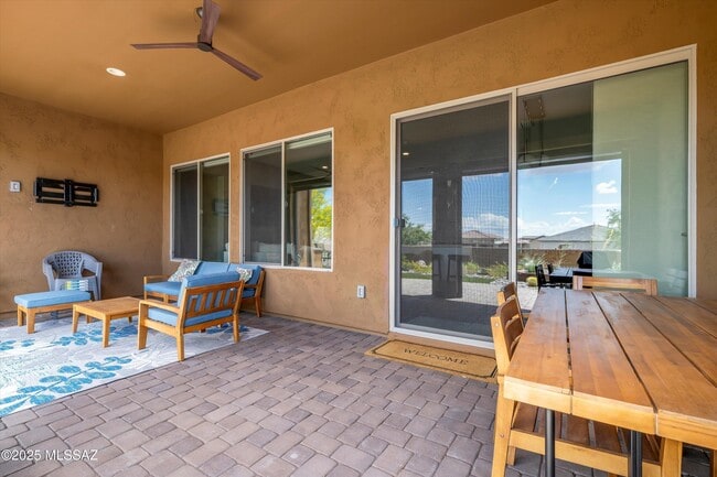Building Photo - 30668 S Sand Hurst Ln