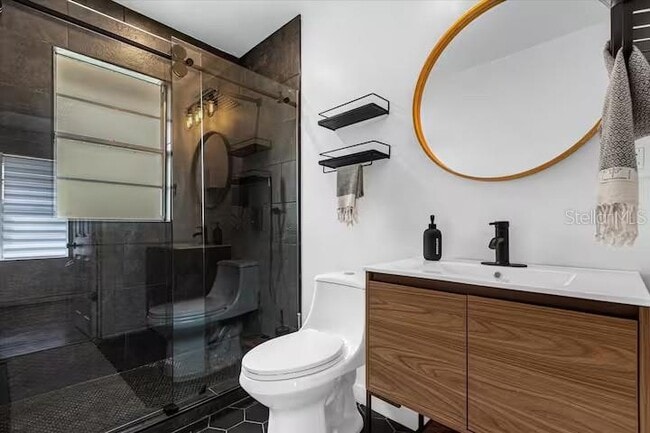 Building Photo - 1916 Garvin St