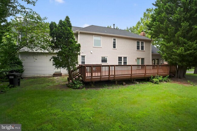 Building Photo - 6157 Ridgemont Dr