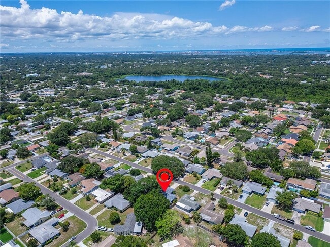 Building Photo - 2552 Bramblewood Dr W