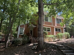 Building Photo - 113 S Peak Dr