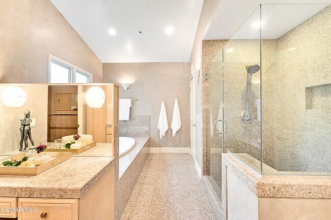 Building Photo - 1687 Castlebridge Ct