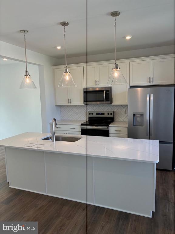 Building Photo - 473 Husky Trl