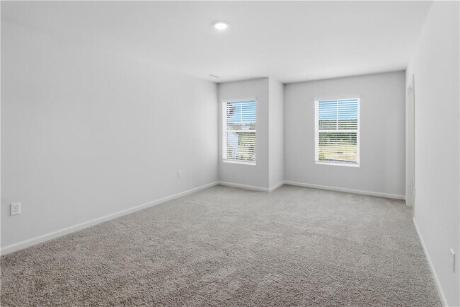 Building Photo - 56 Berryville Dr